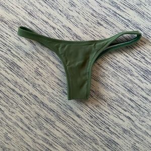 COPY - Midori Green Bottom💚